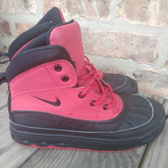 nike duck boots kids